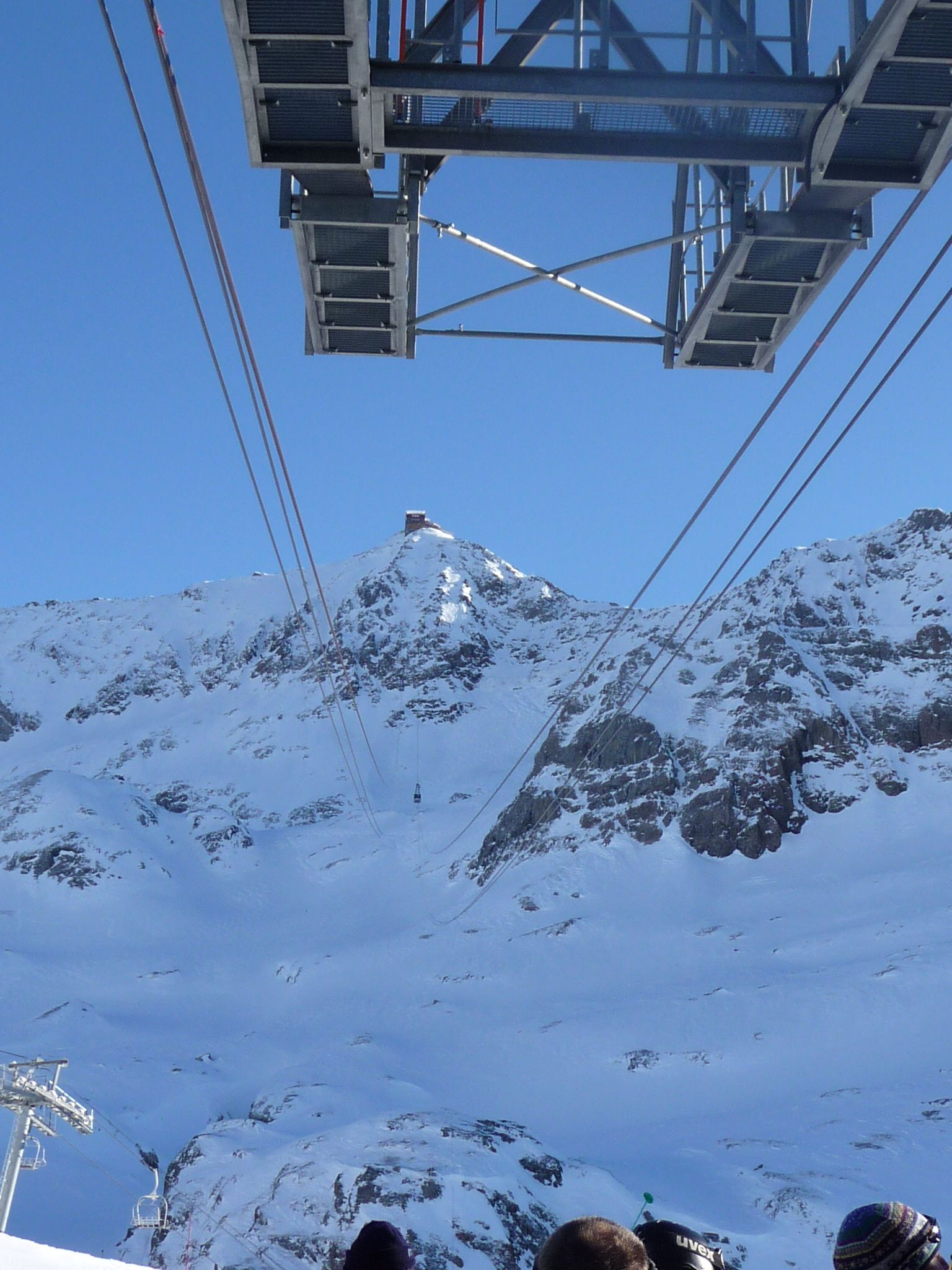 20100127090118_M&B